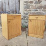 Table de chevet en pin
