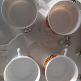 4 large Lotus Arcopal chocolate cups