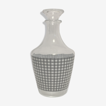 Hen's foot carafe