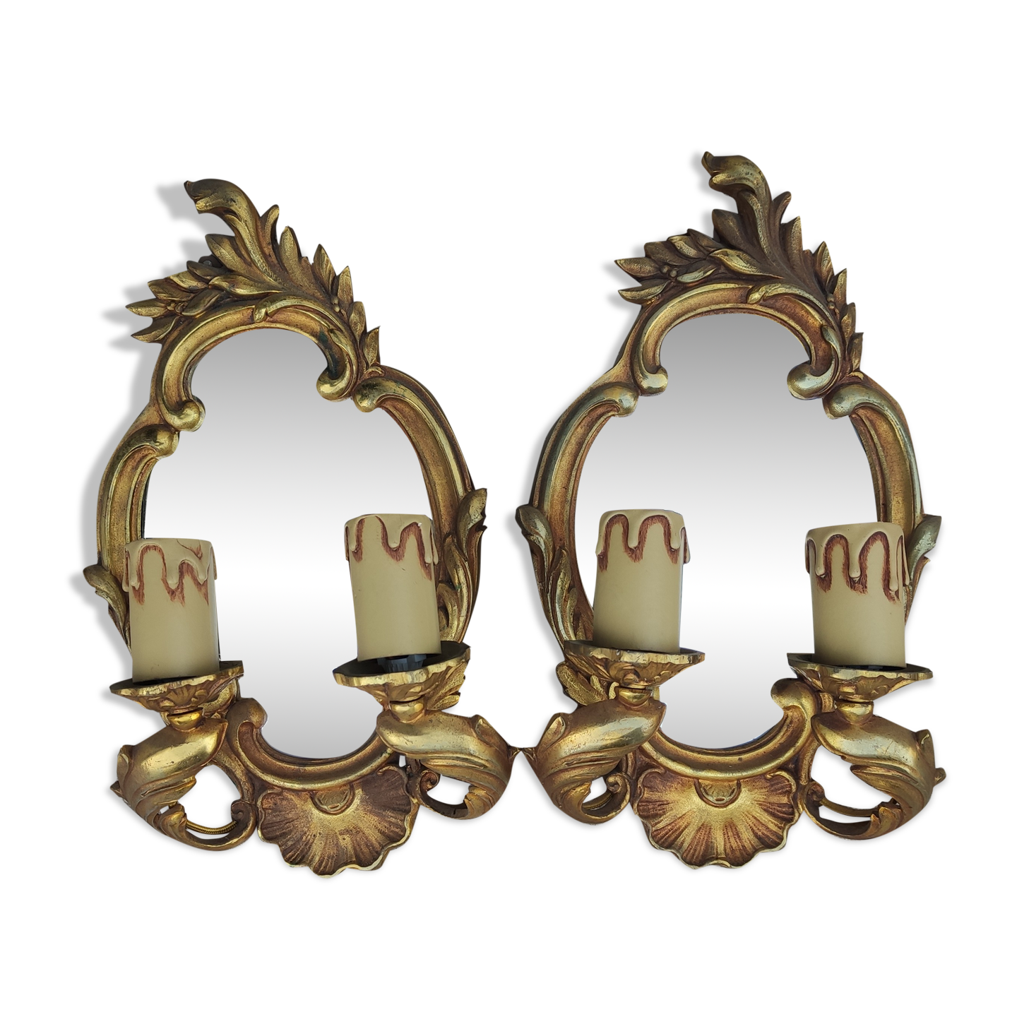 Pair of appliques in gilded bronze and Louis XV style mirror