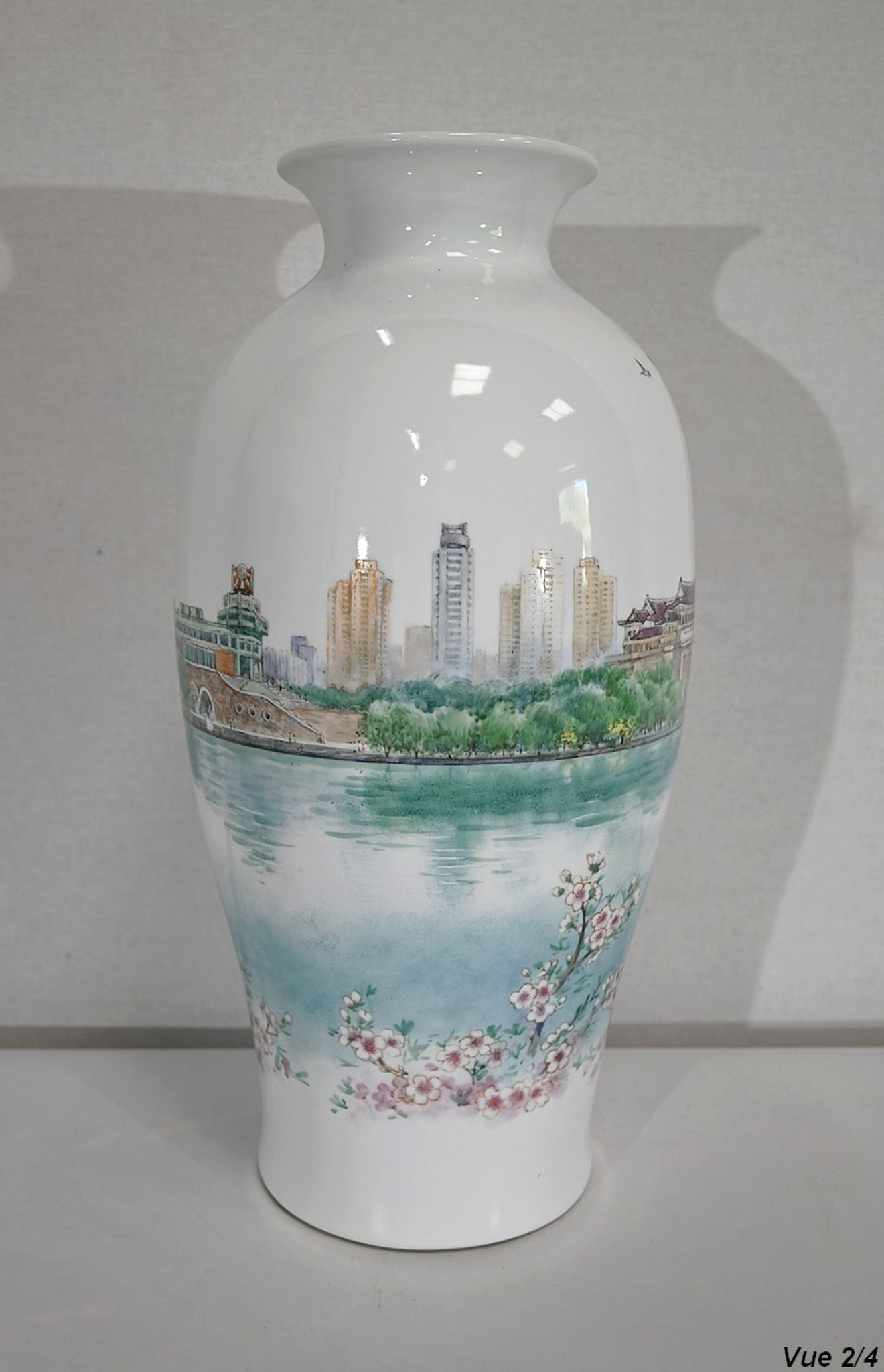 Vase en porcelaine du Japon - XXe
