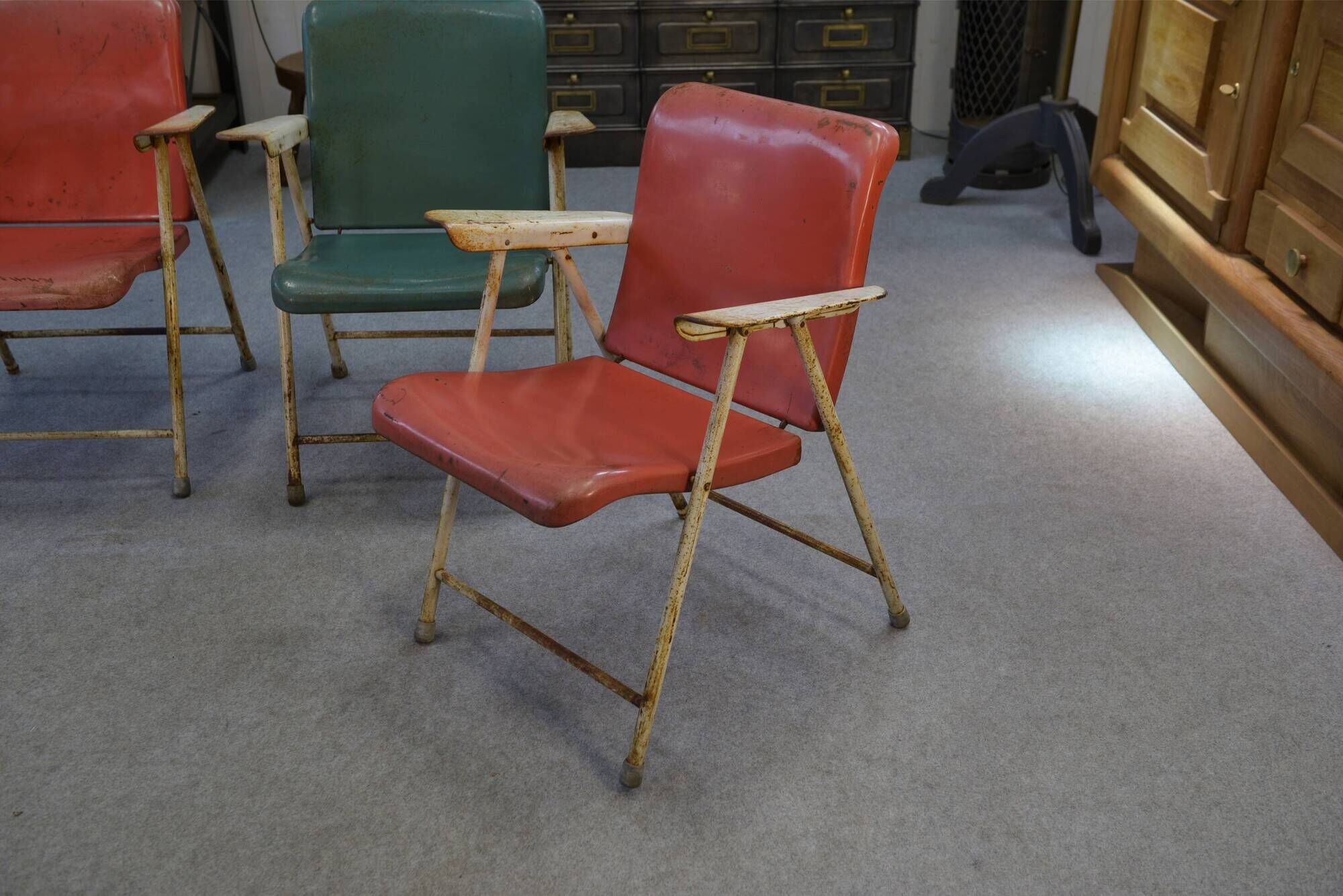 Folding chairs by Russel Wright for Samsonite Chairs 1960s