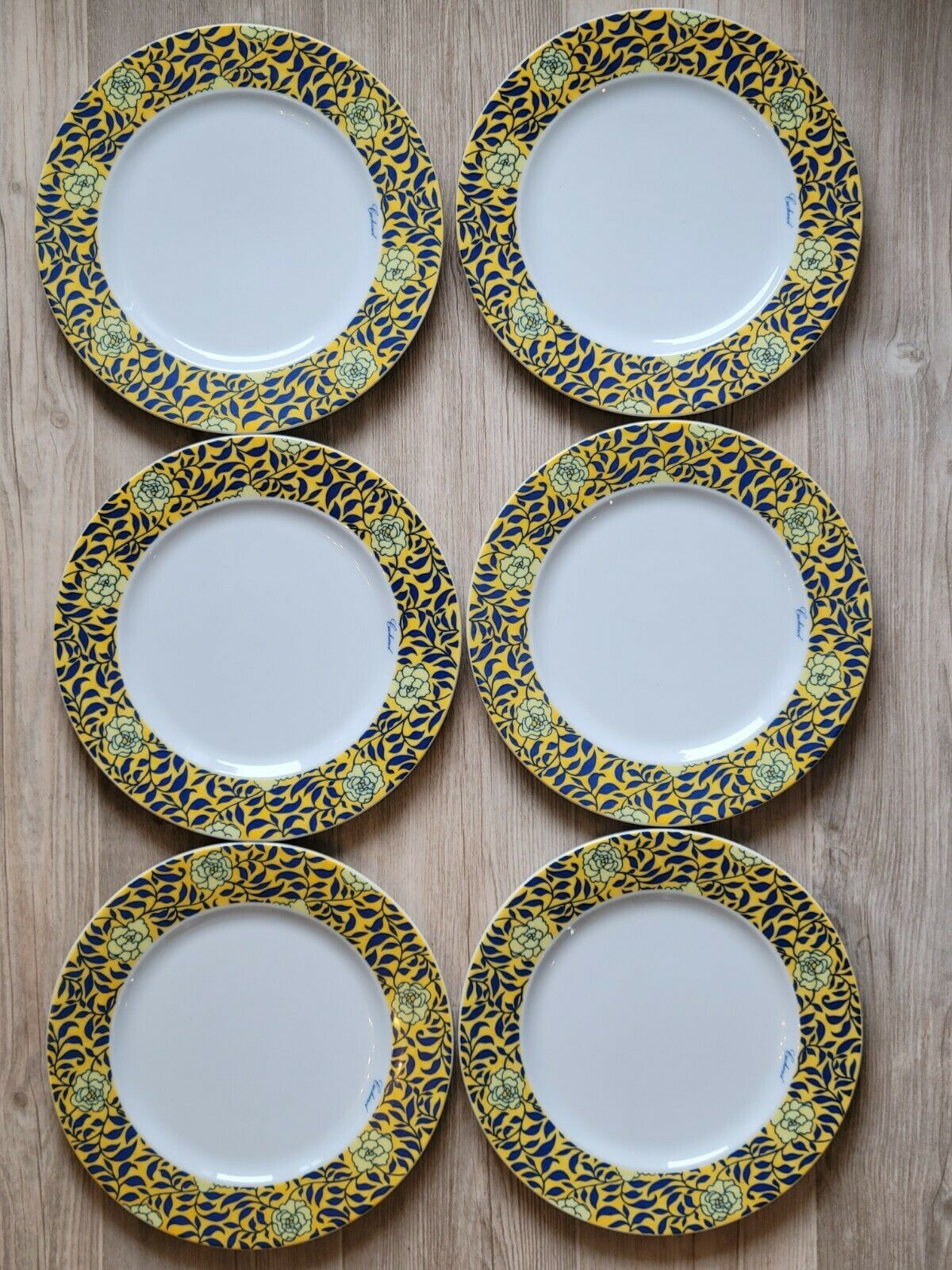 6 flat plates Cacharel floral decoration yellow and blue