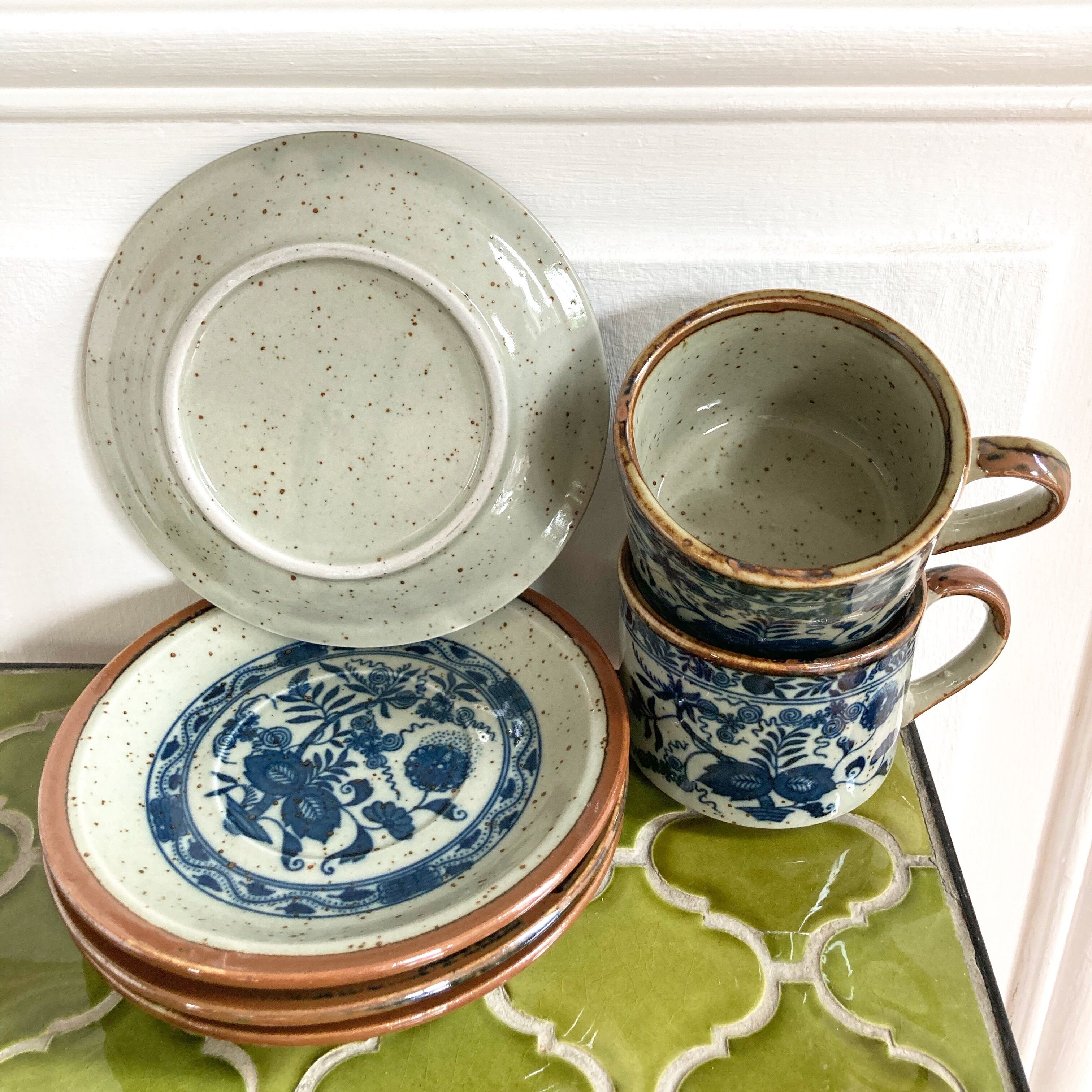 Flowerstone cups and plates