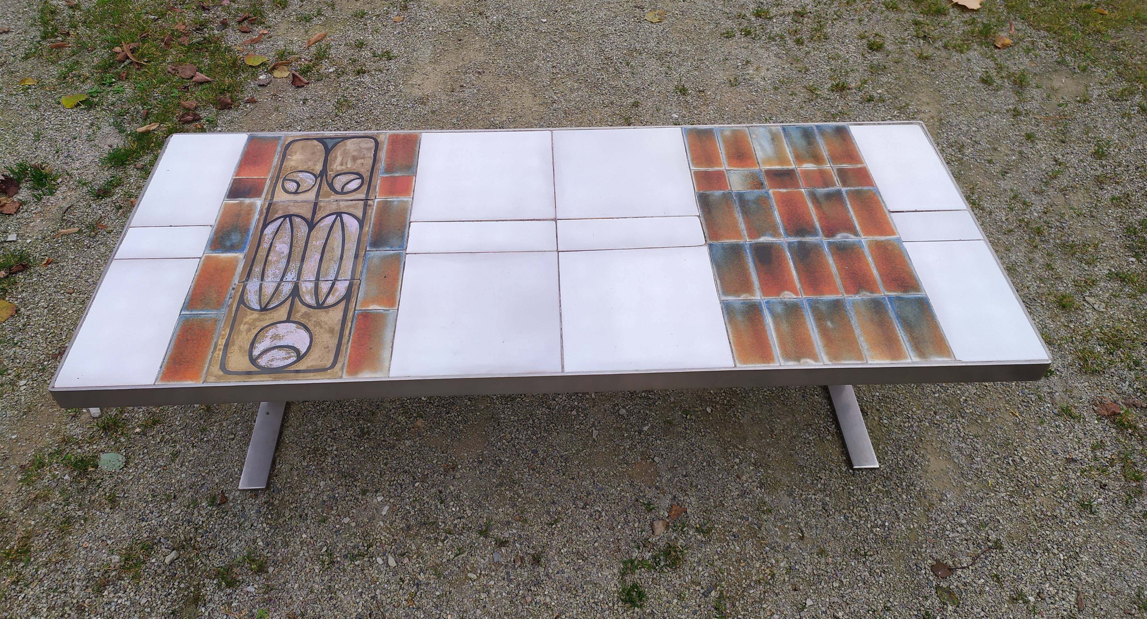 Ceramic coffee table, 60/70