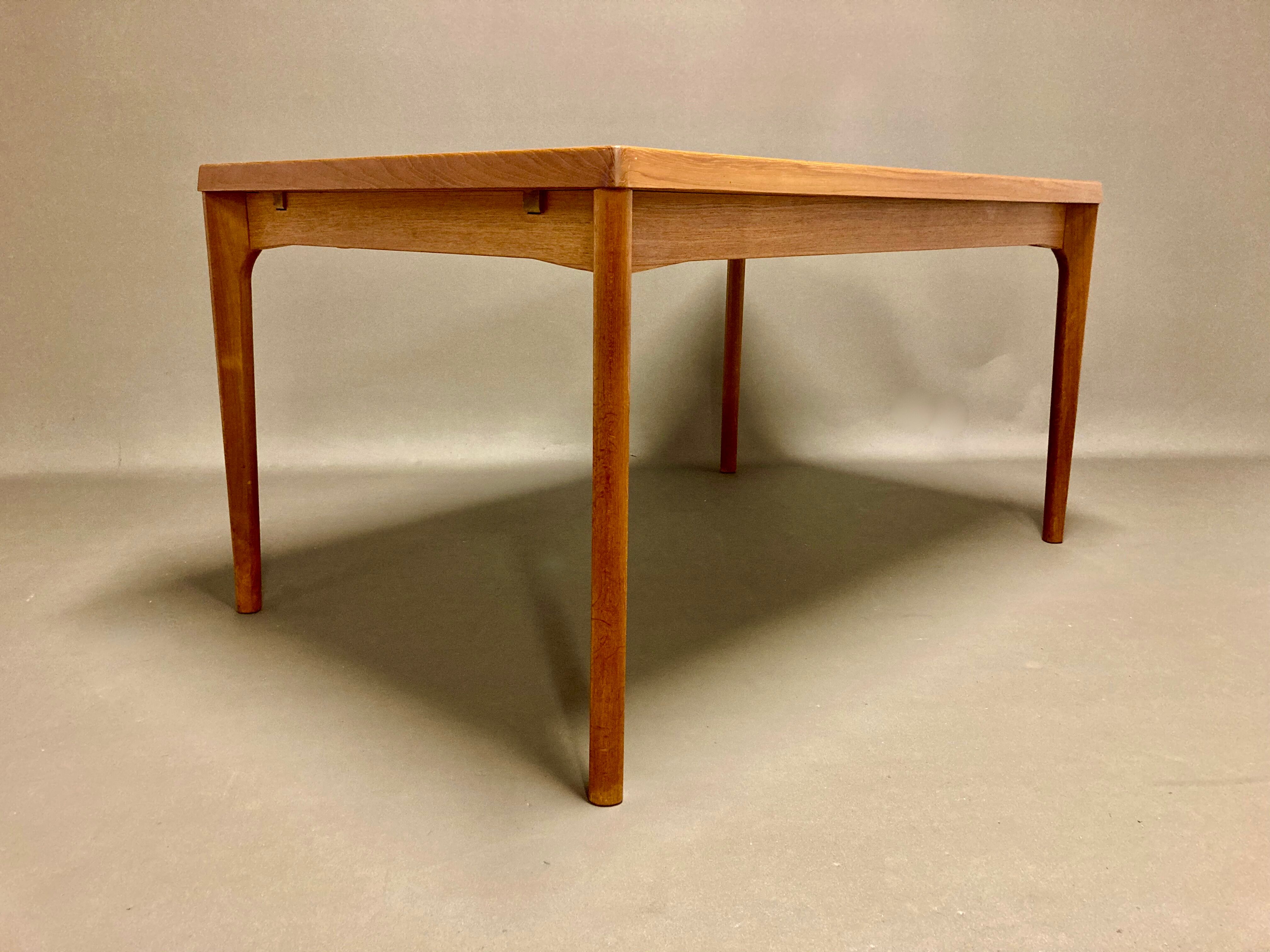 Set table and chairs Scandinavian design 1950.