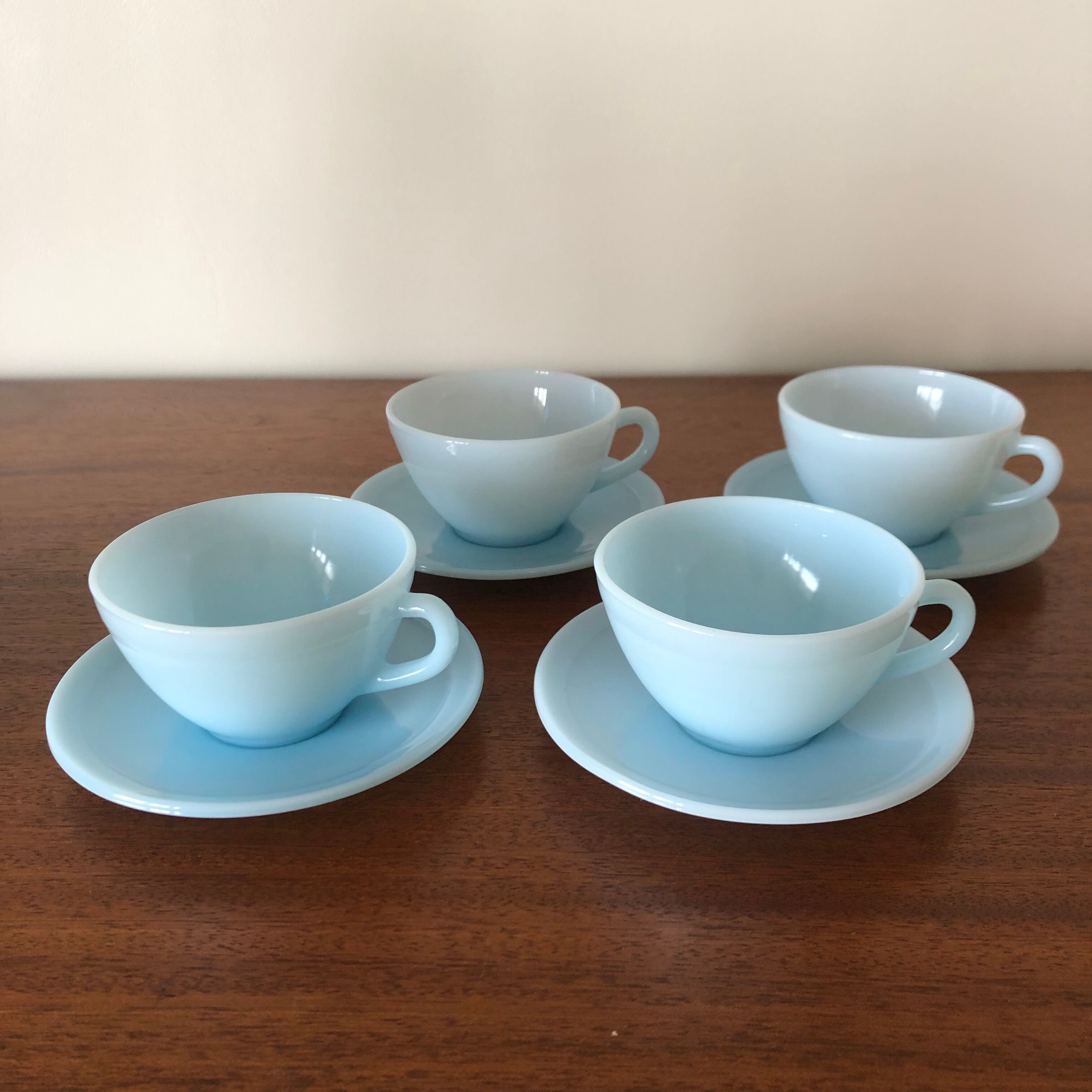 Lot de 4 tasses et soucoupes Duralex vintage