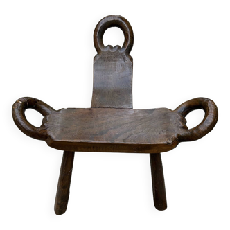 Brutalist tripod low chair - Mountain chair