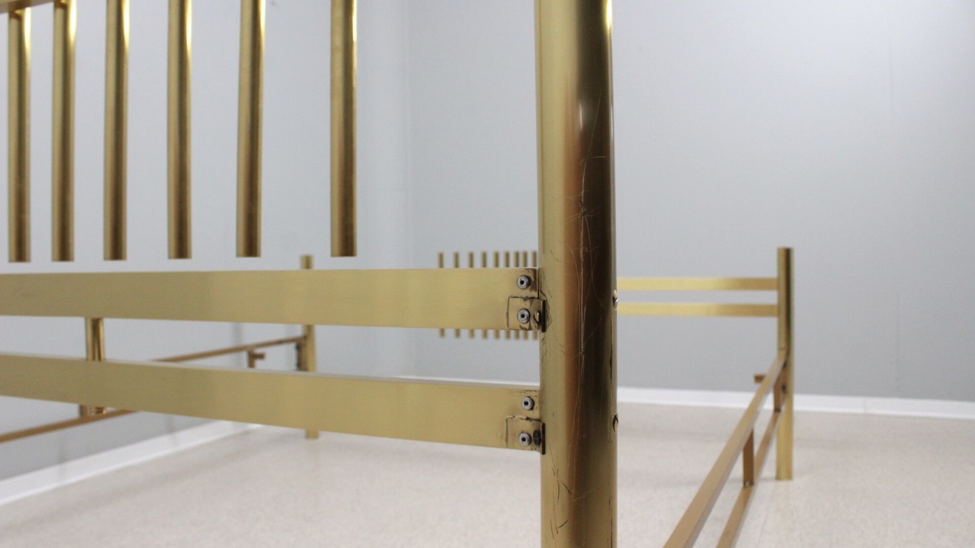 Vintage golden brass bed frigerio 1970s