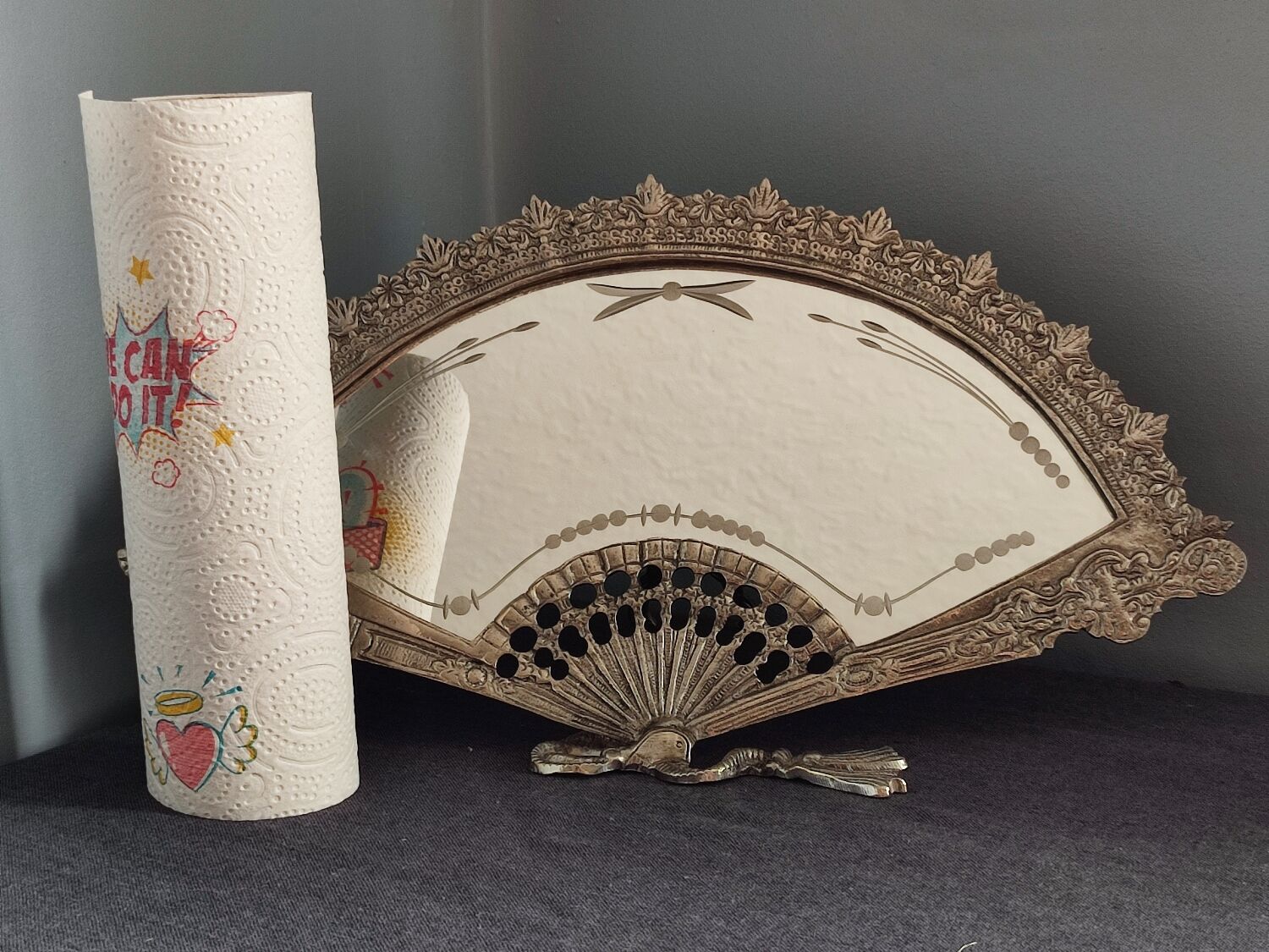 Table mirror vintage engraved glass fan