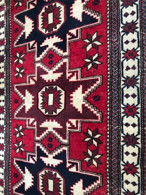 Vintage carpet turkish konya done hand 102 x 175 cm
