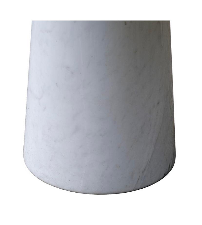 Vintage dining table in white Carrara marble, Italy 1970'