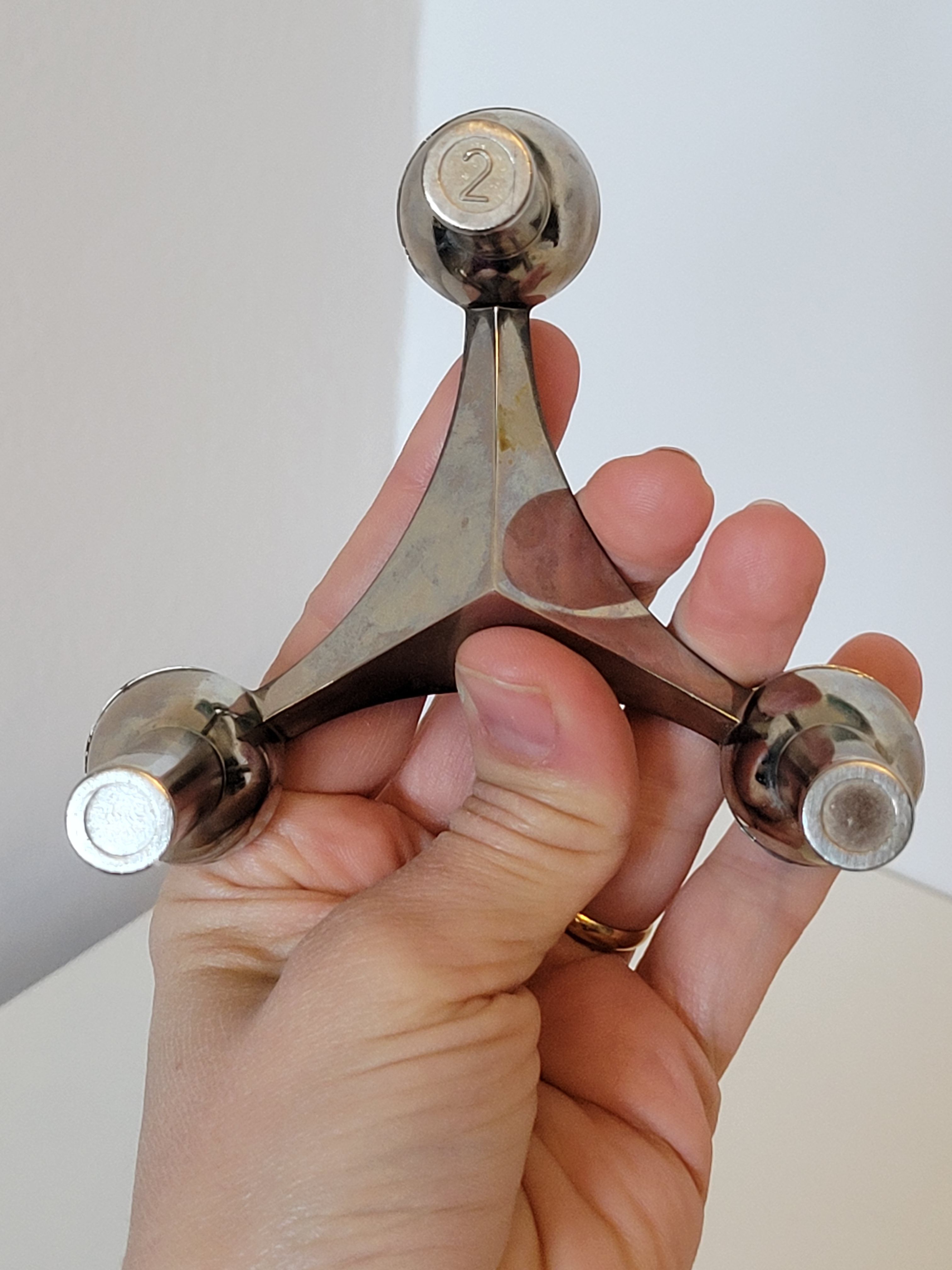 Pair of tripod candle holders design 60s NAGEL STOFF metal