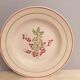 Assorted 4 plates in red and green tones