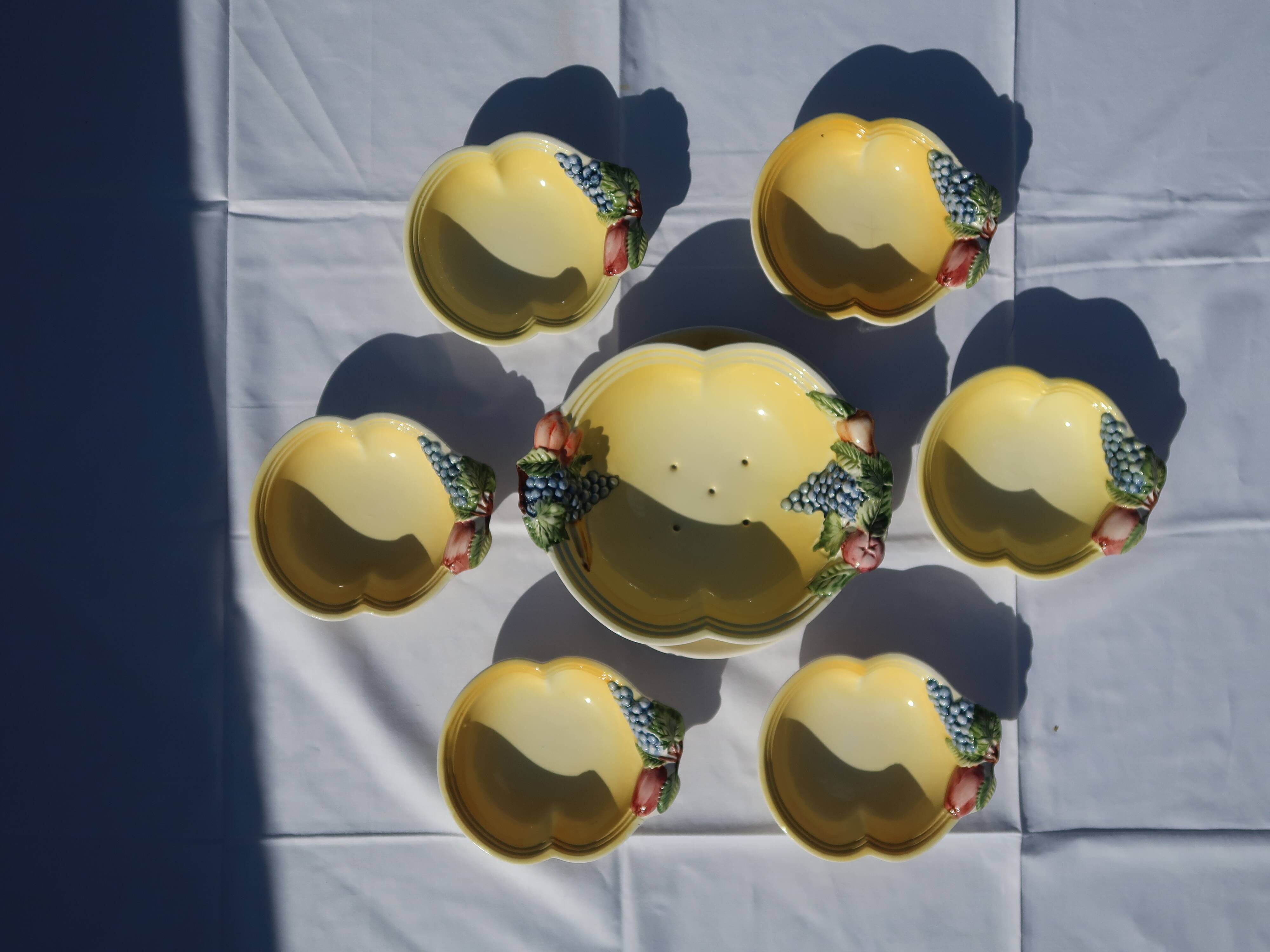 Vintage fruit dessert set