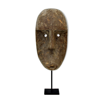 Masque tribal décoratif en bois