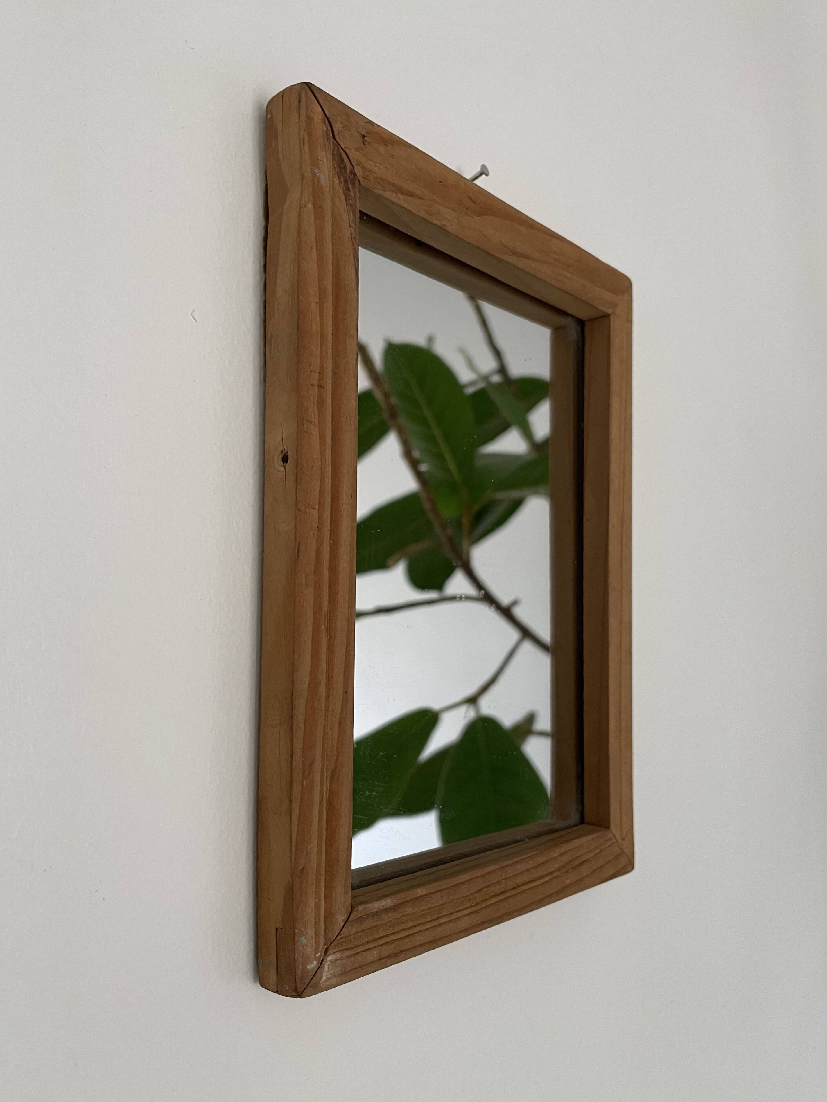 Petit miroir mural en bois 15x20cm