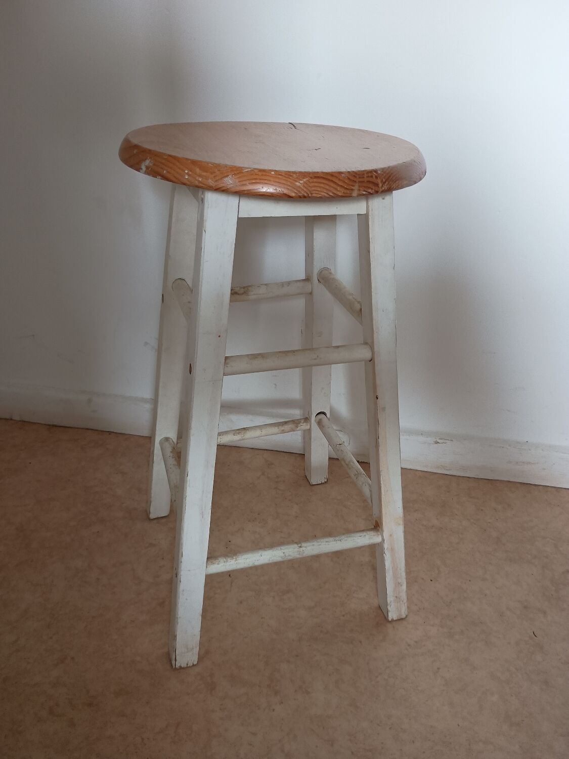 Farm stool