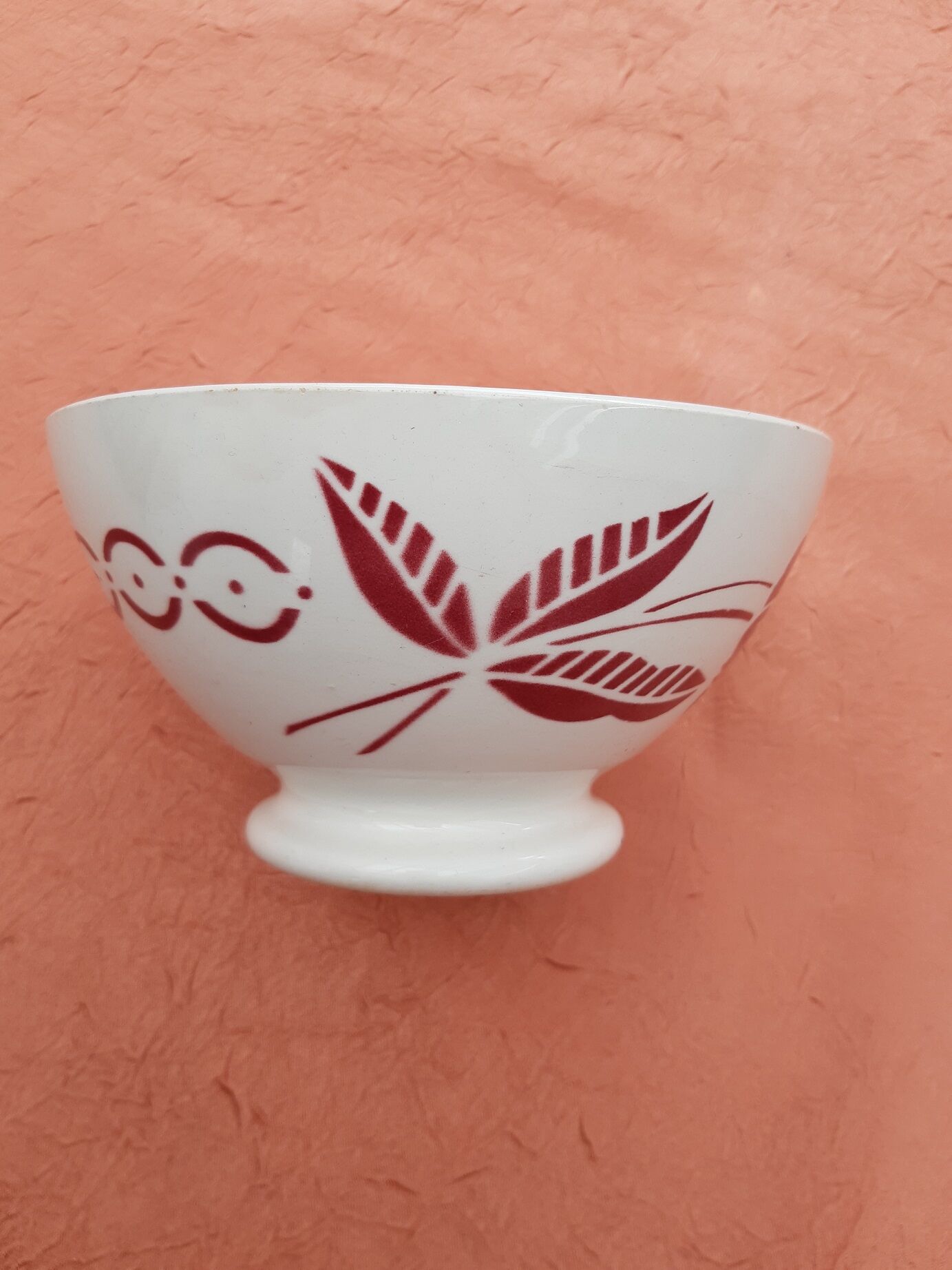 Old Digoin bowl