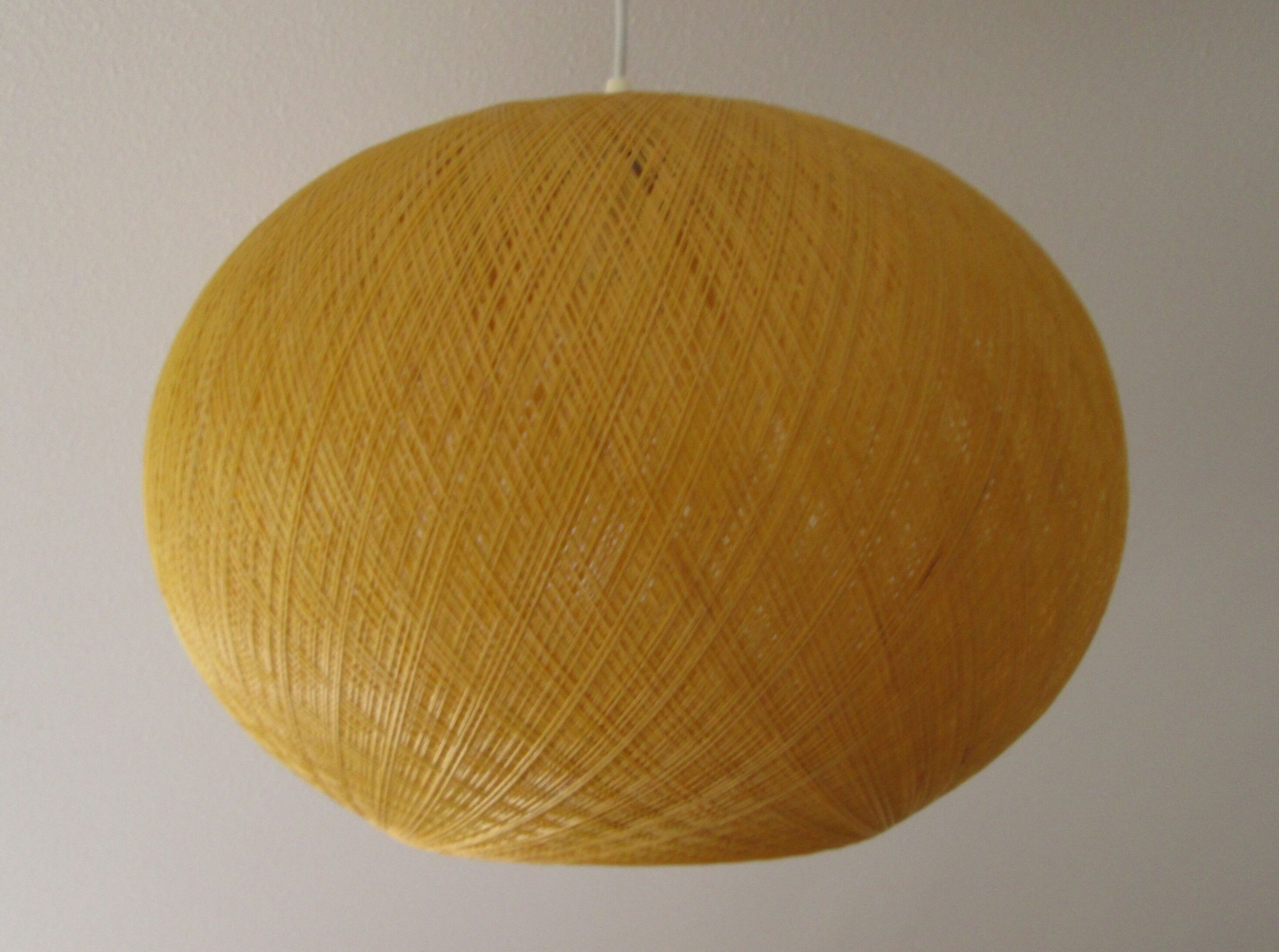 Atomic yellow spun fiberglass hanging lamp, early 1960