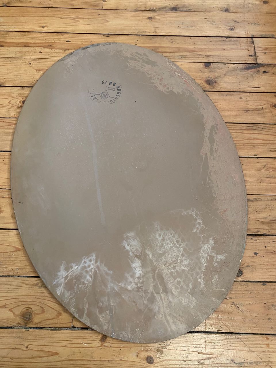Oval bevelled mirror - 72x51cm
