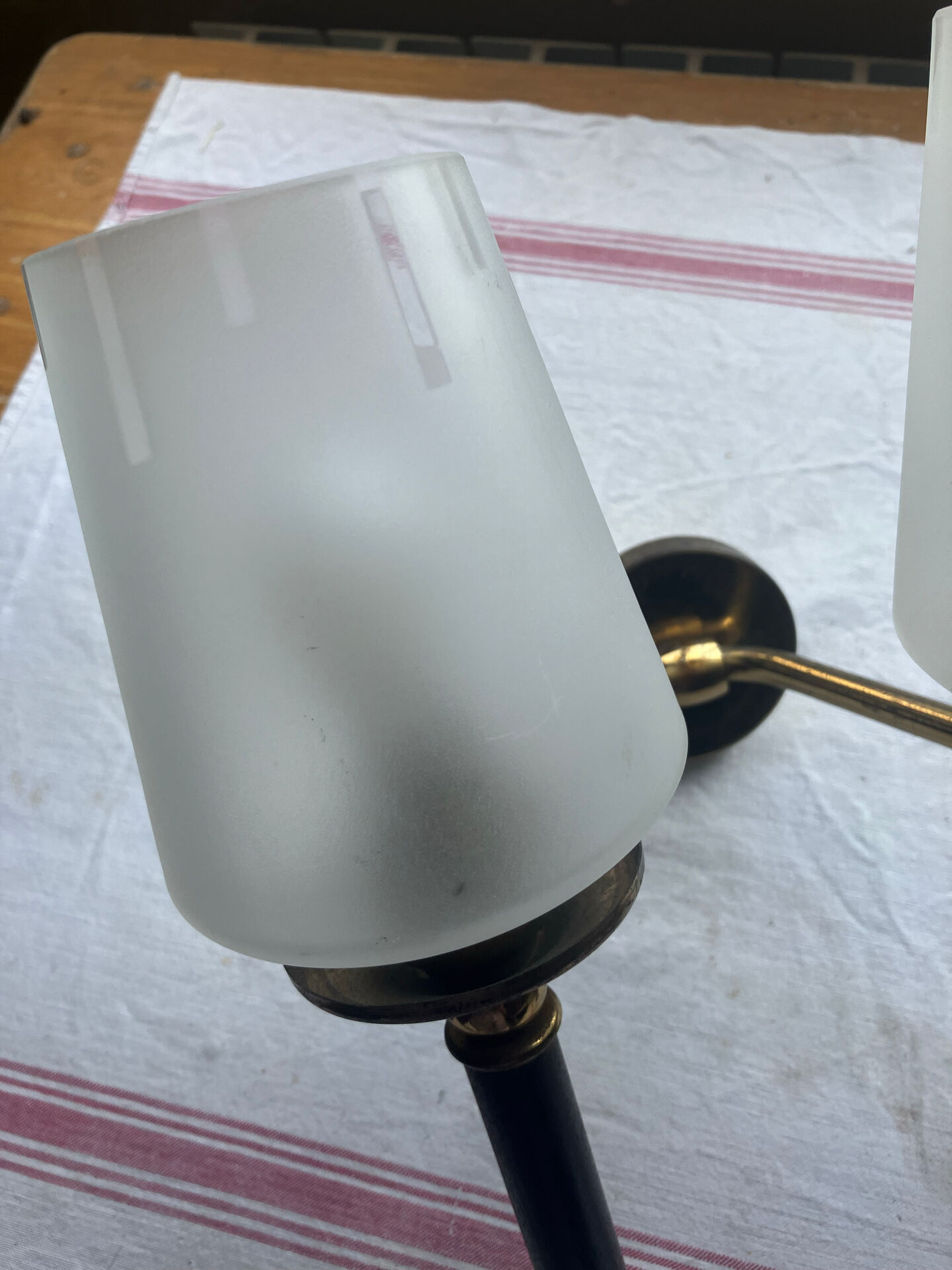 Chic frosted glass wall light