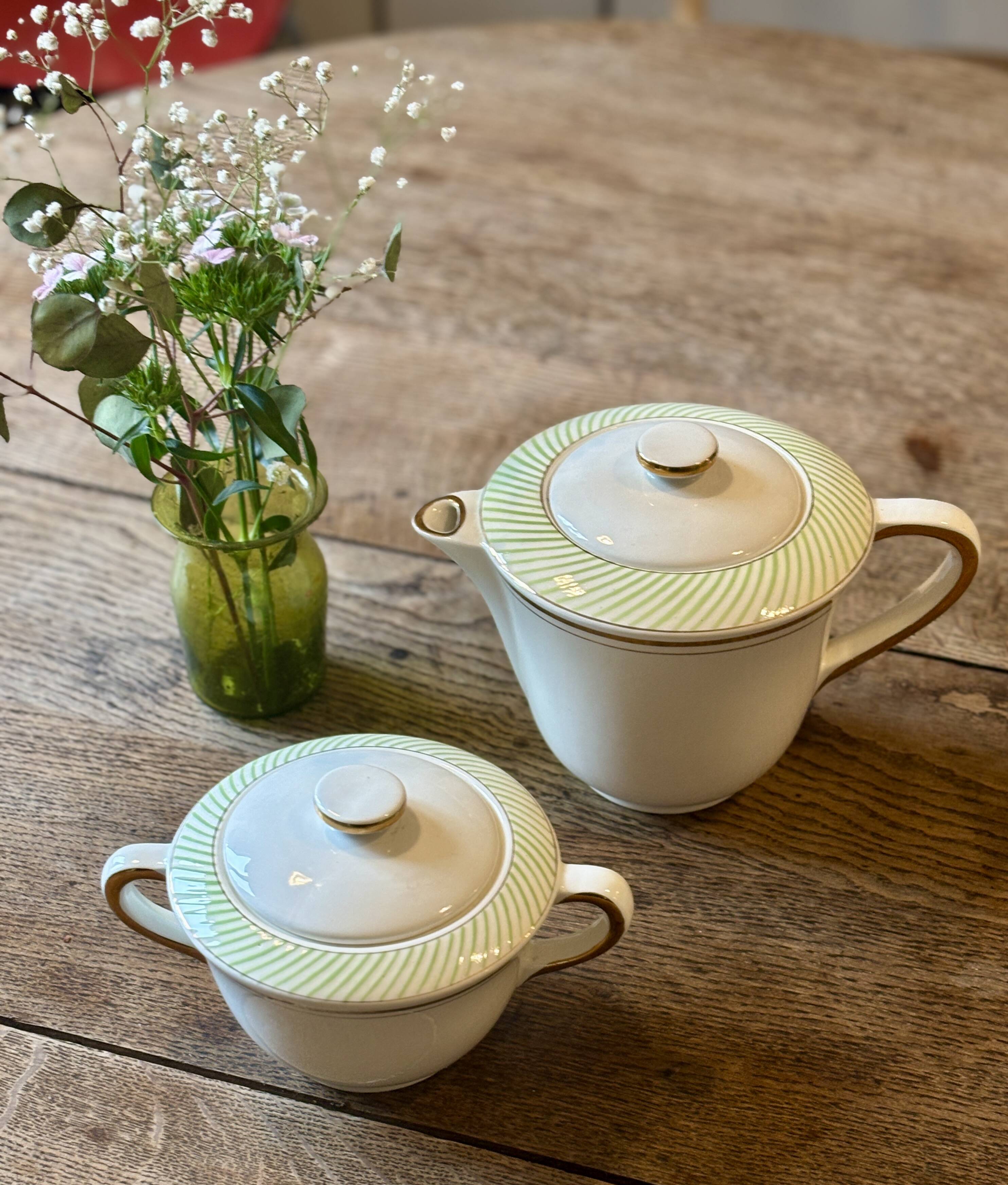 Vintage teapot and sugar bowl - Arizona by Salins