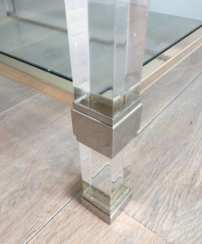 Large coffee table in plexiglass and chrome