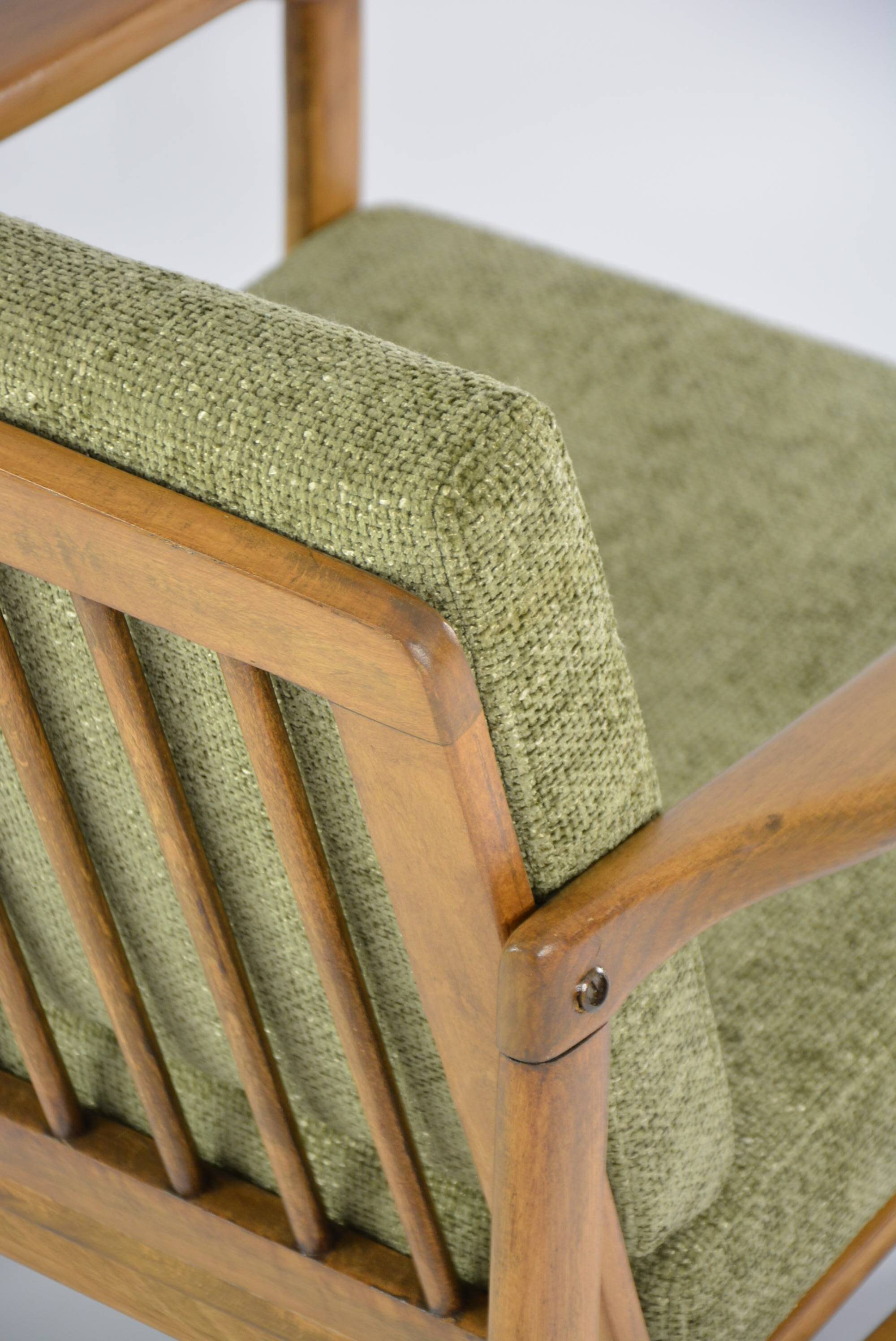 Olive heather BZ armchair