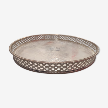 English circular top silver metal