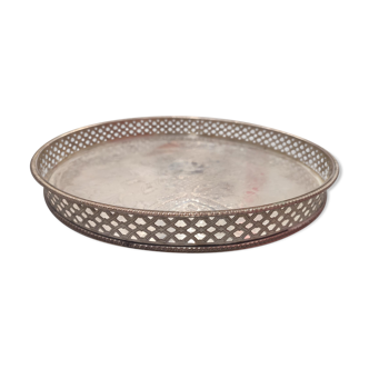 English circular top silver metal