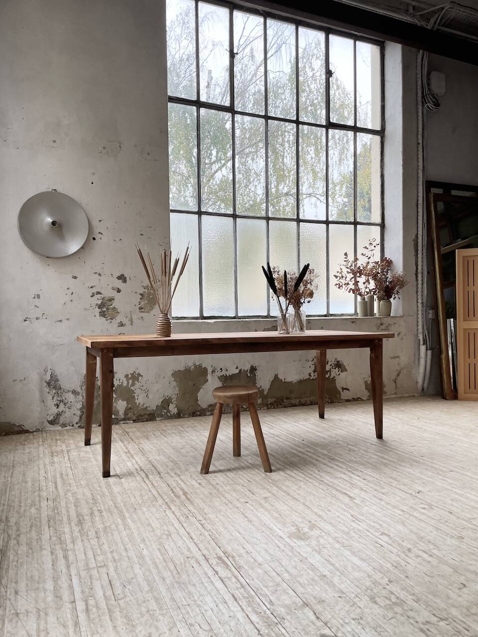 Farmhouse table with spindle legs 2m