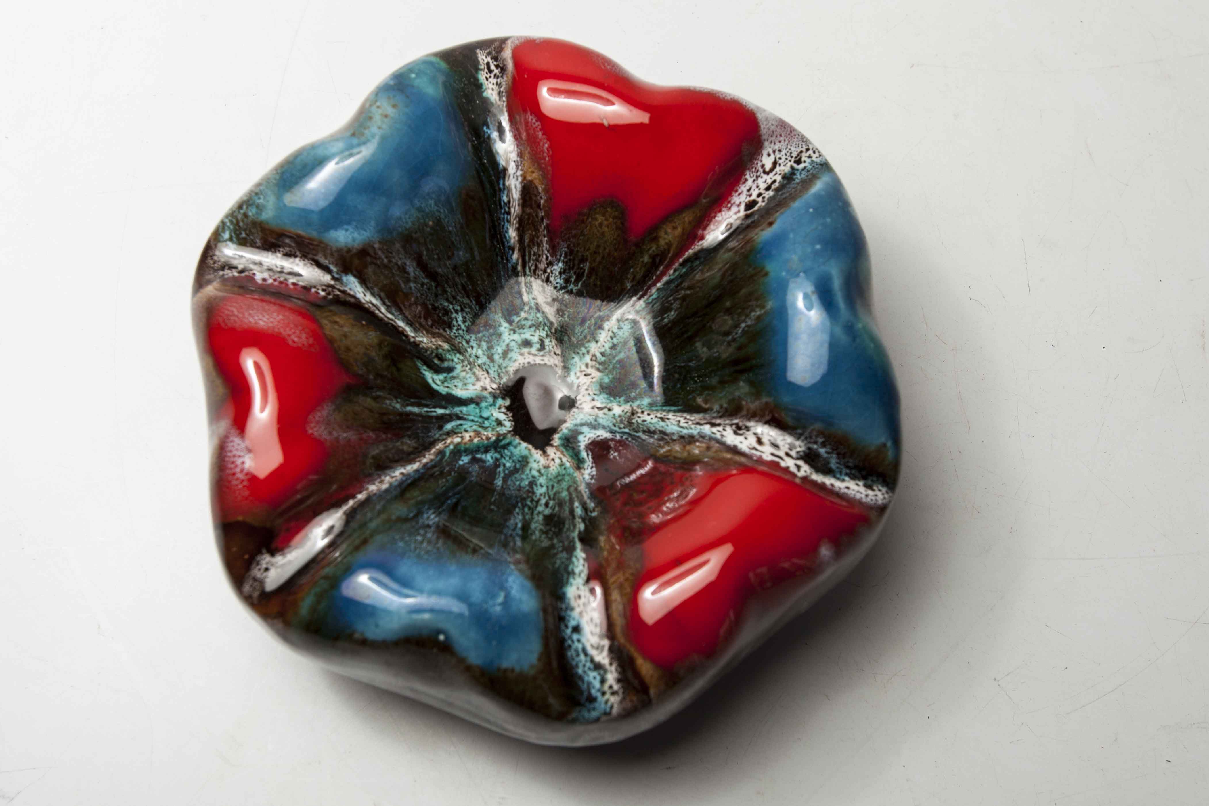 Colorful ceramic hexagonal ashtray in 1960s