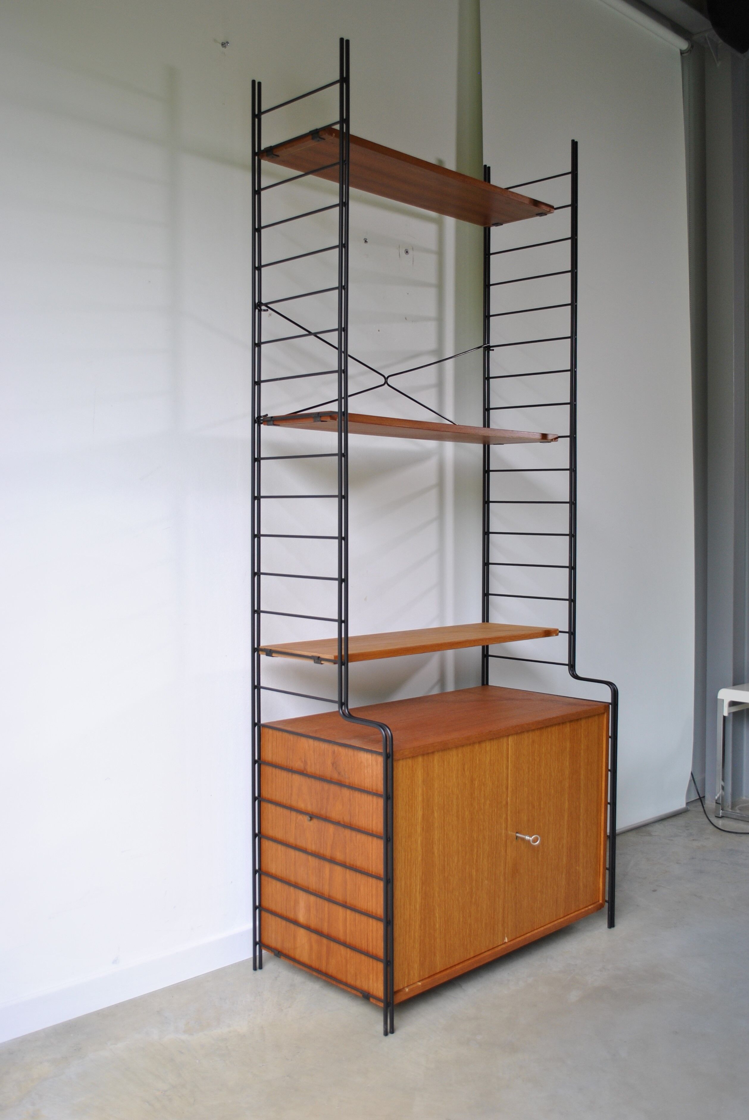Bibliothèque étagères Whb 1960