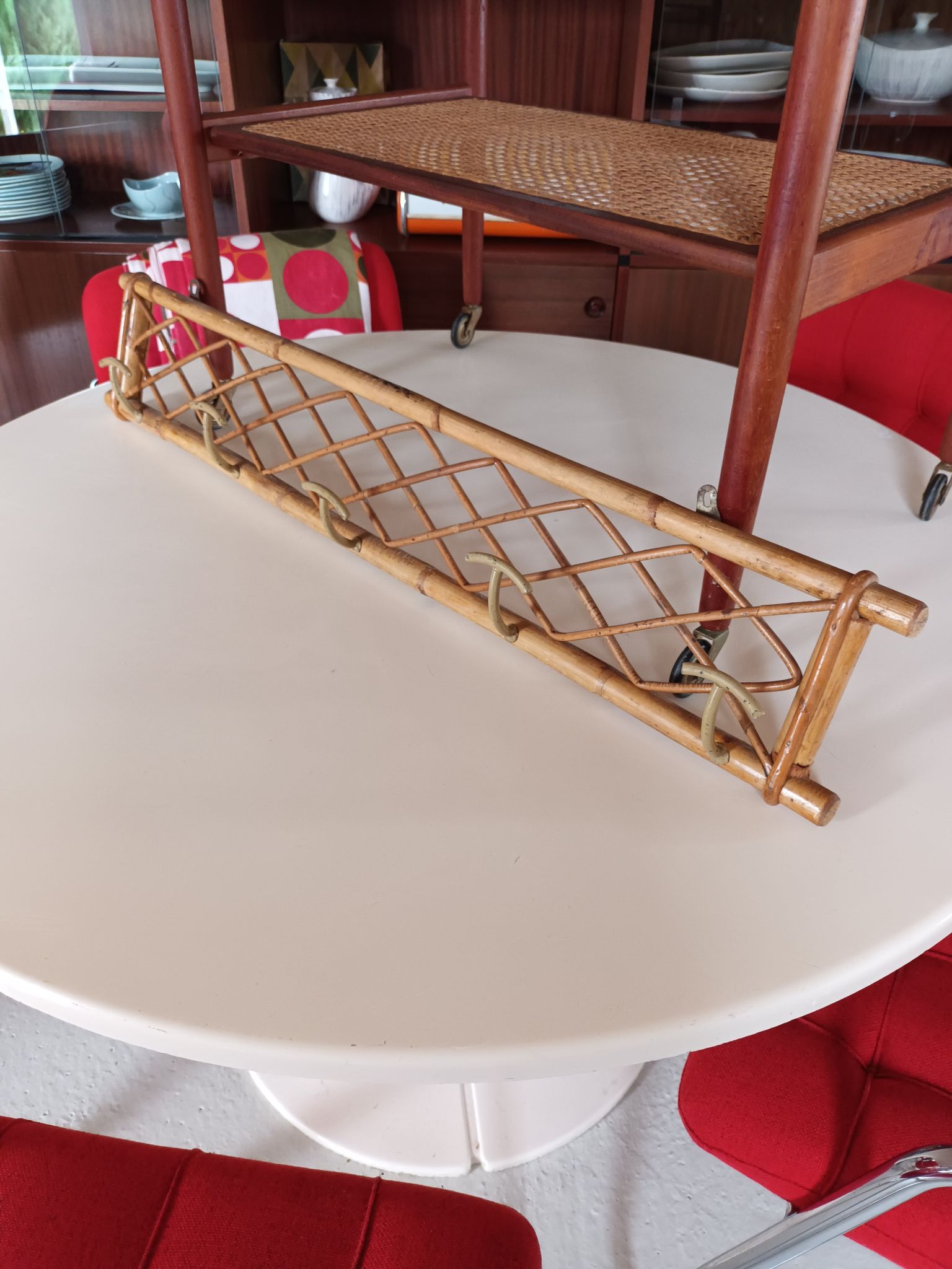 Patère en rotin vintage