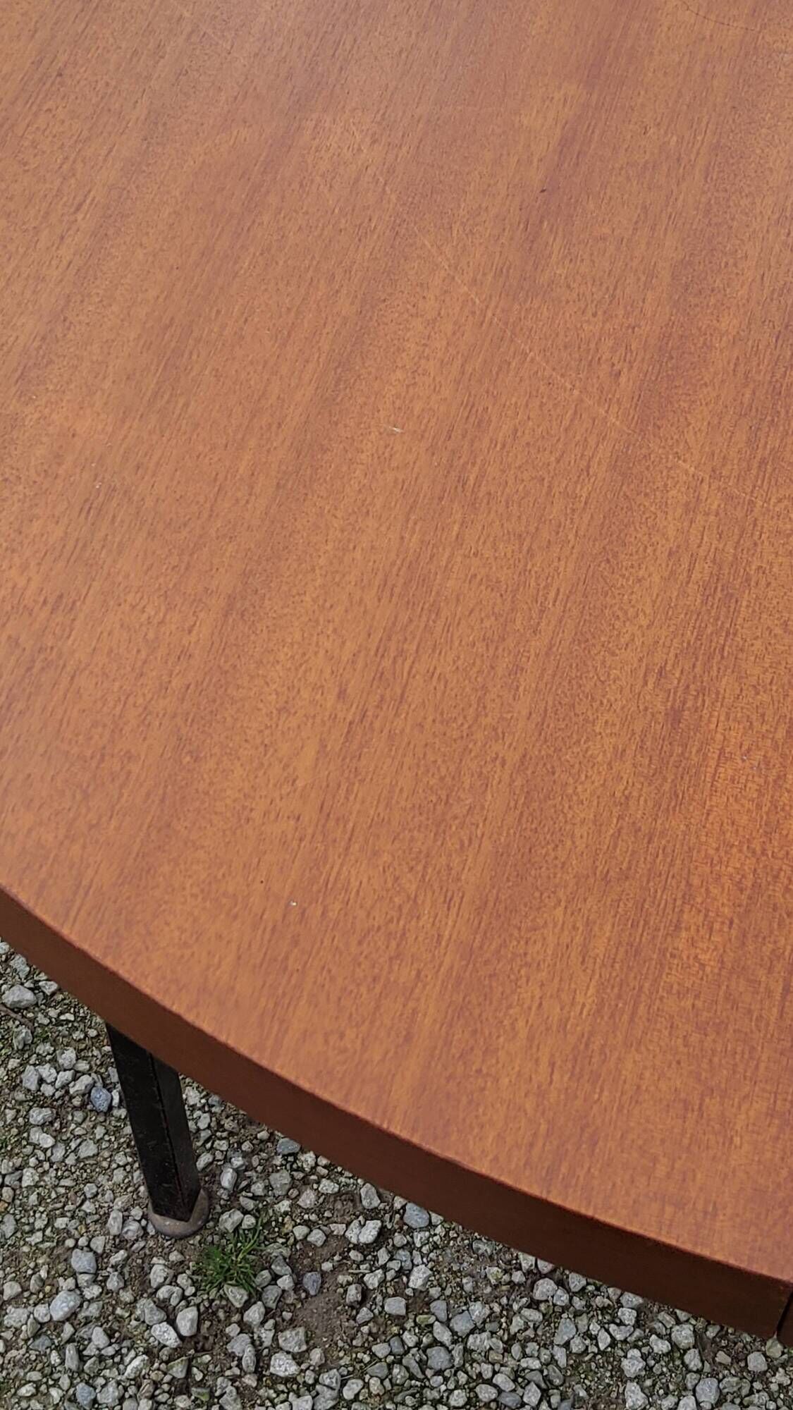 Vintage round table in blond mahogany by Gérard Guermonprez Editor Magnani, metal base