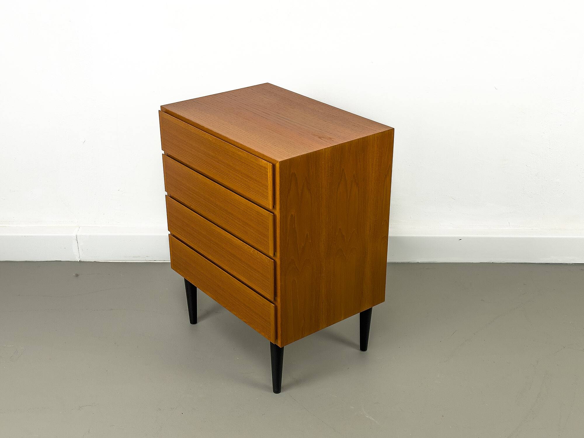 Commode à Tiroirs en Teck d'Omann Jun, 1960s