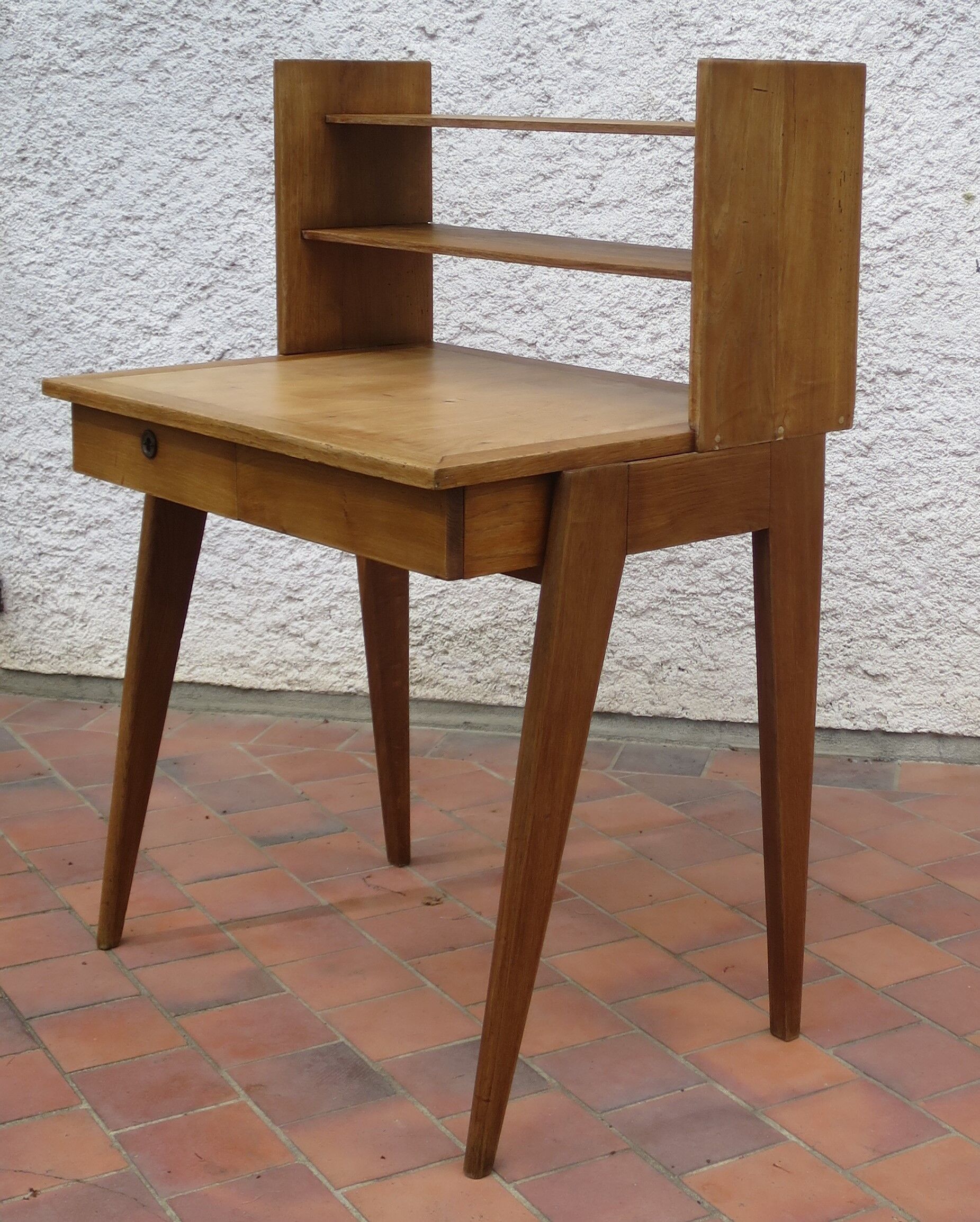 Bureau vintage pieds compas bois massif étagères