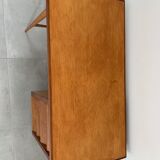 Desk with tapered feet