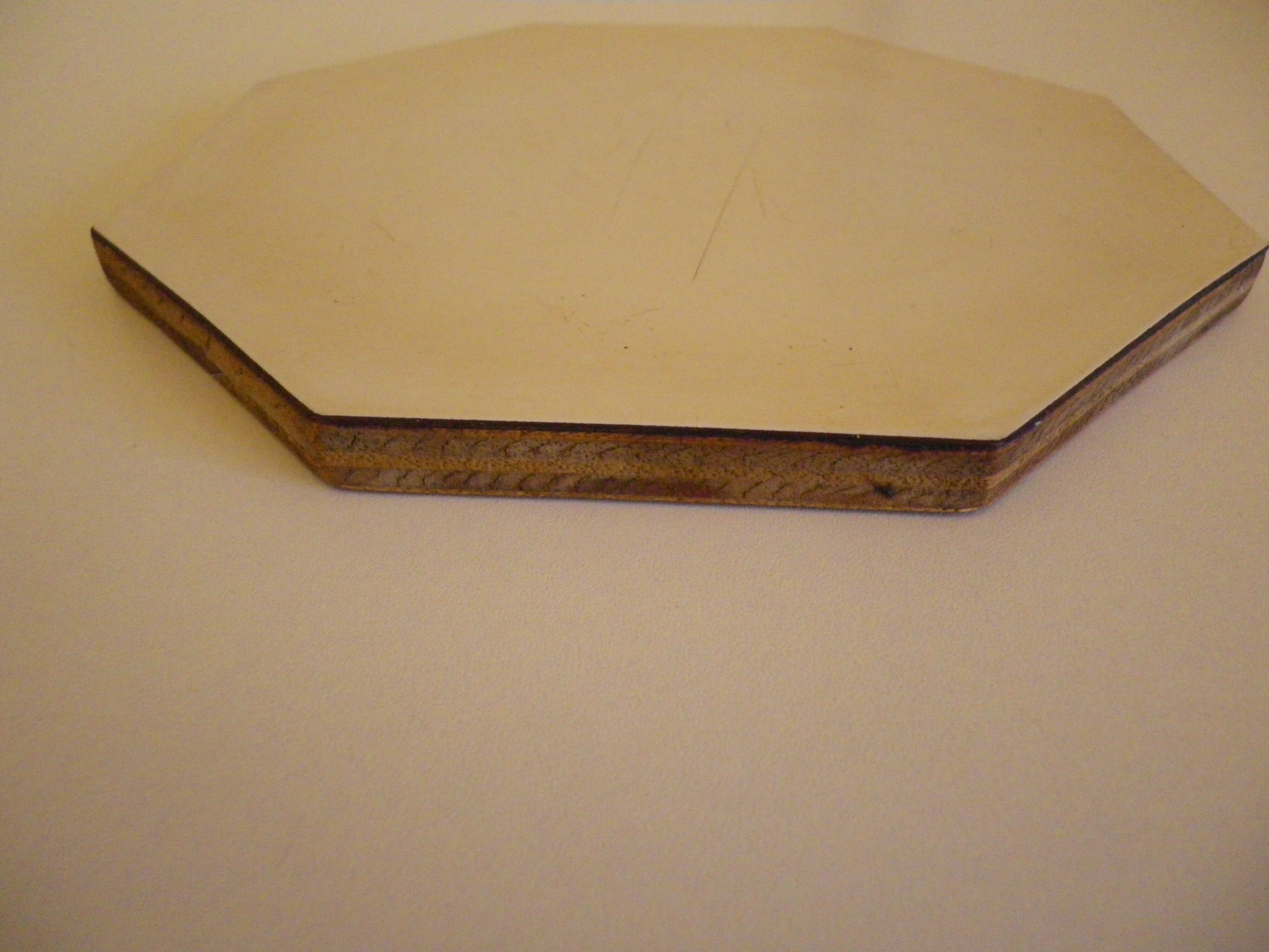 Octagonal plate underside in formica and wood - 1960/70s