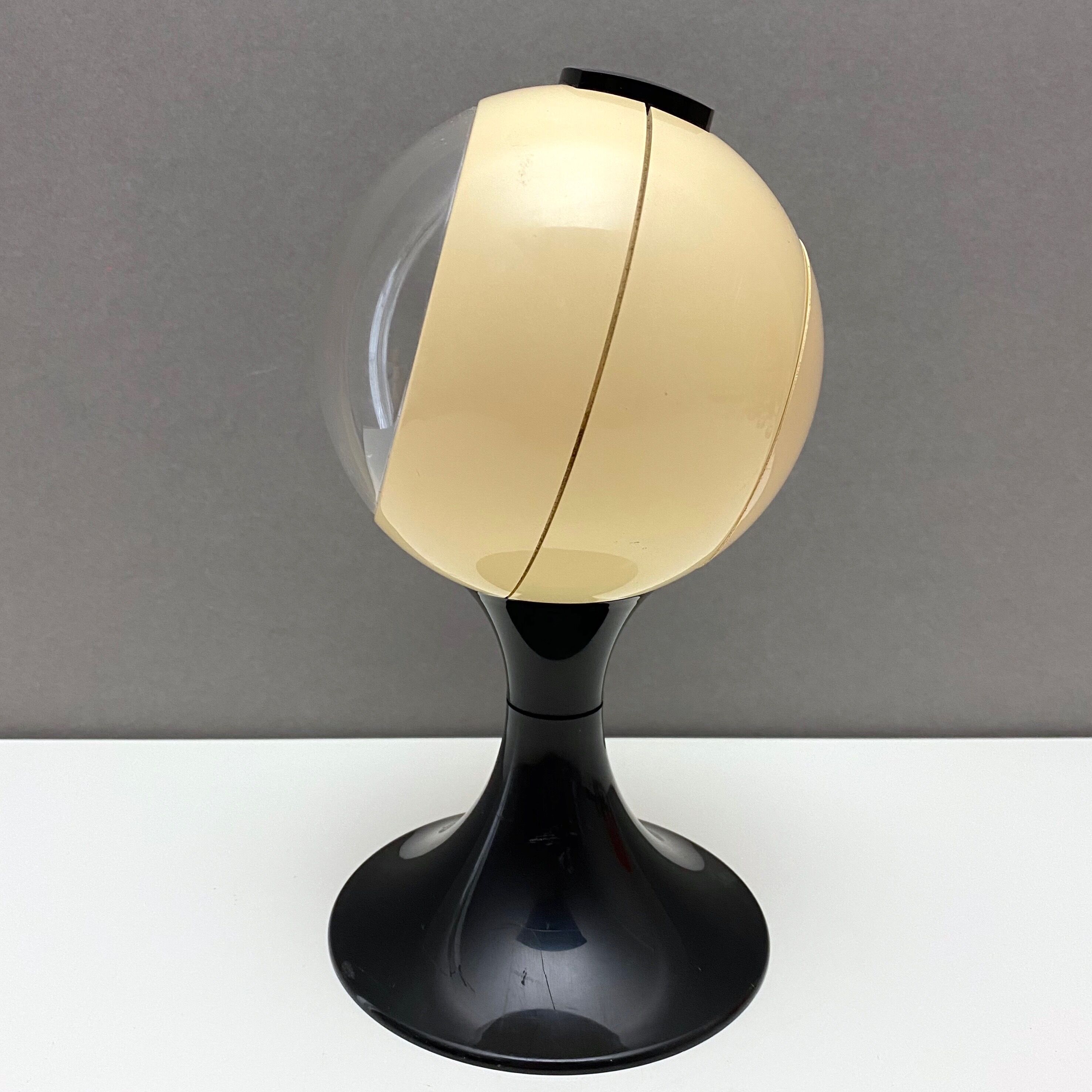 Space Age Alarm Clock with Tulip Base by Meister Anker