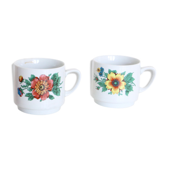 Set of two Italian ceramic mugs