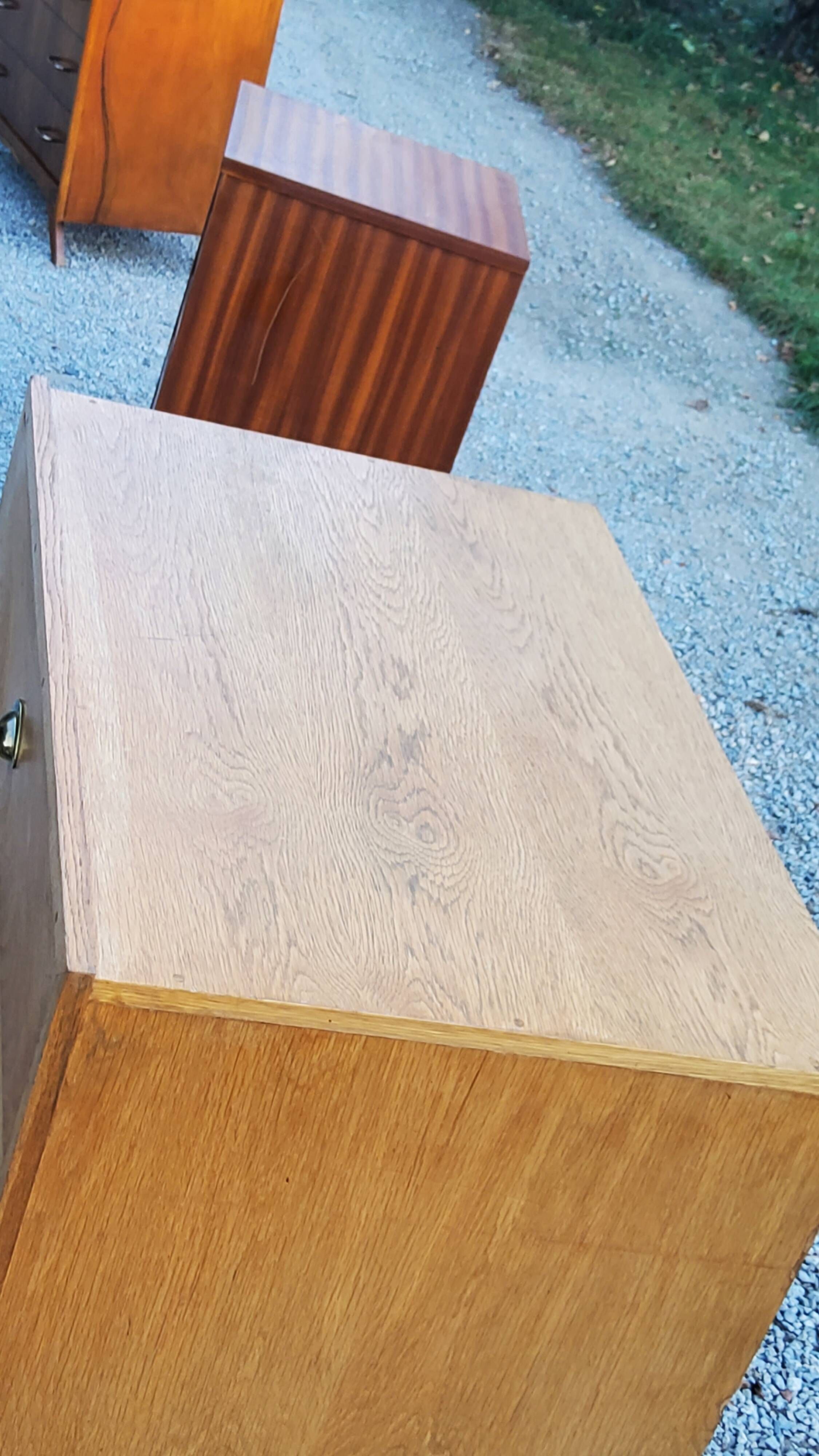 Vintage store chest of drawers in blond oak metal tube legs 4 drawers