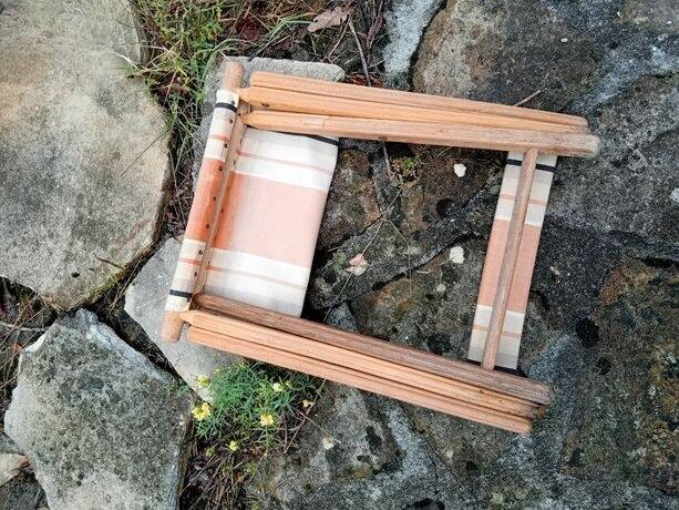 Antique folding chair, from the era of Chilean deck chairs.