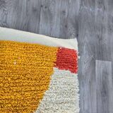 Handmade pure wool Moroccan rug size 140 x 260 cm