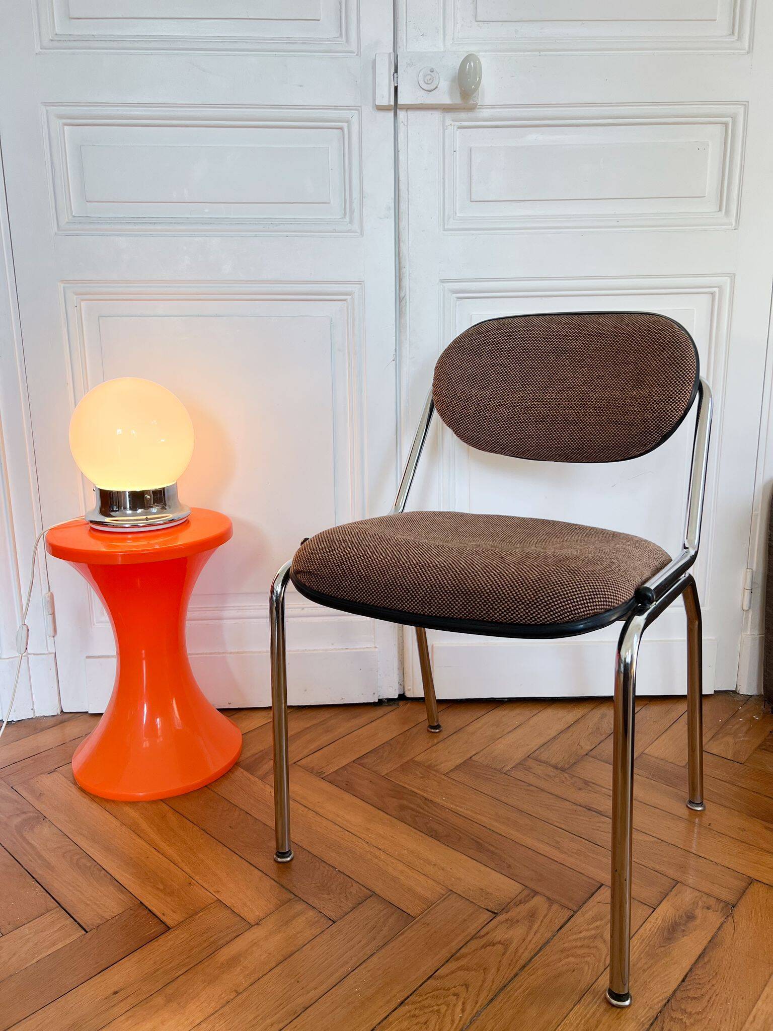 Vintage 80s office chair