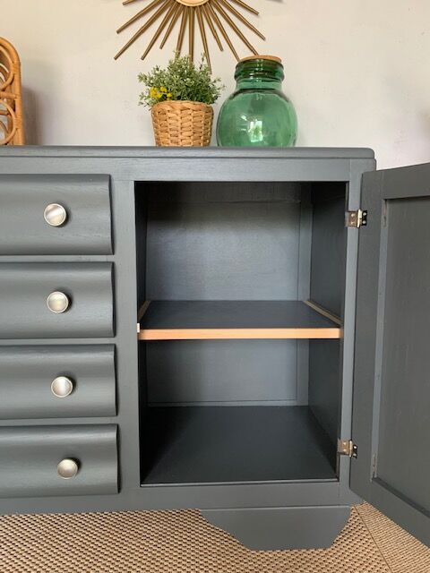Commode vintage