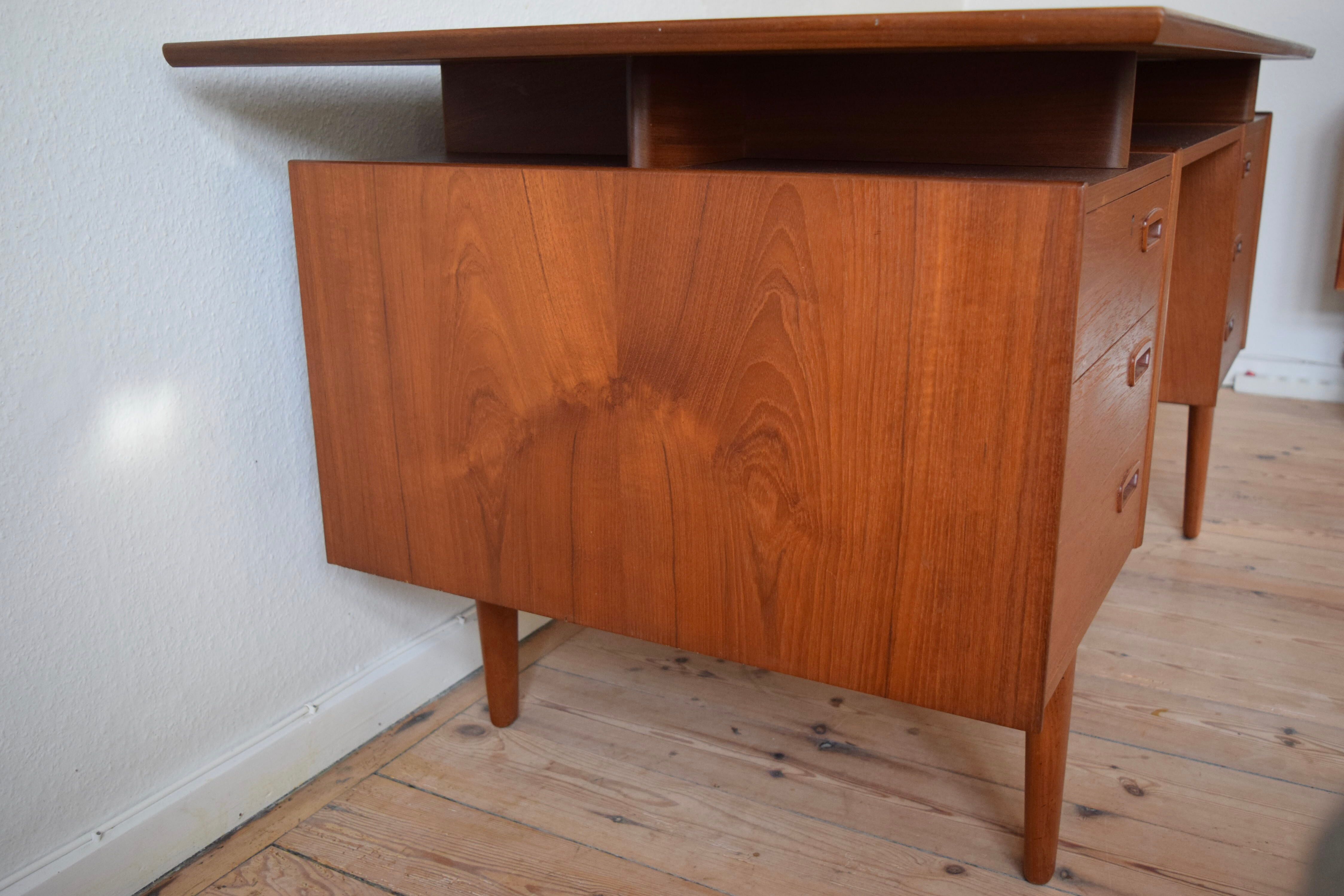 Mid century teak executive desk from H.P. Hansen, 1960s