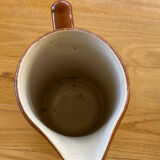 Sandstone pitcher