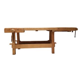 Restored old workbench
